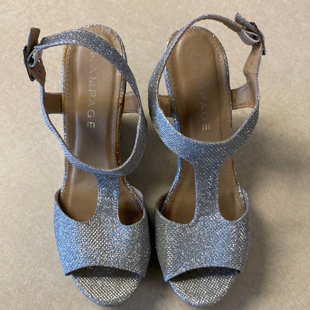Rampage sparkly shoes silver sandals.